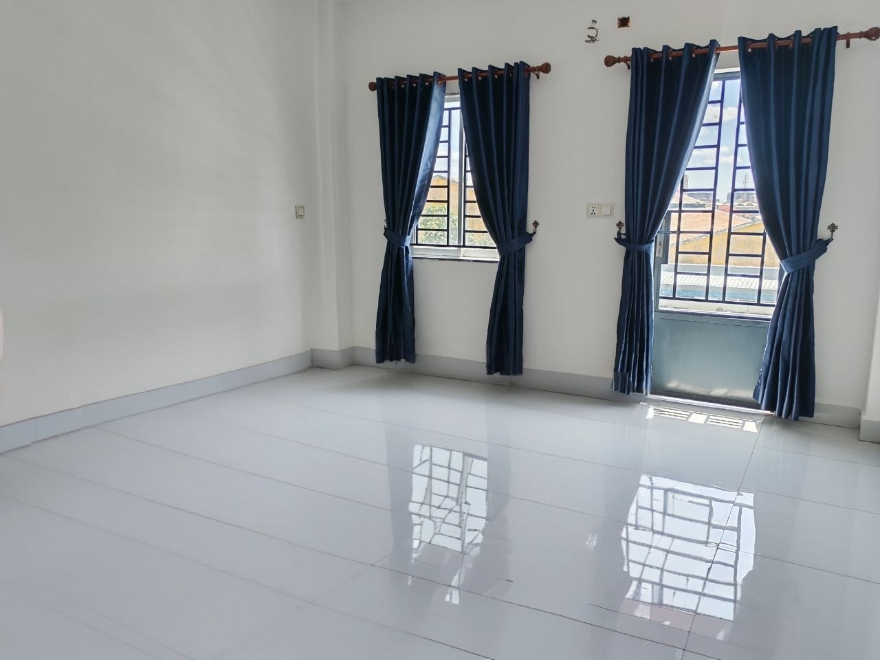 បន្ទប់ទោលគ្មានផ្ទះបាយ